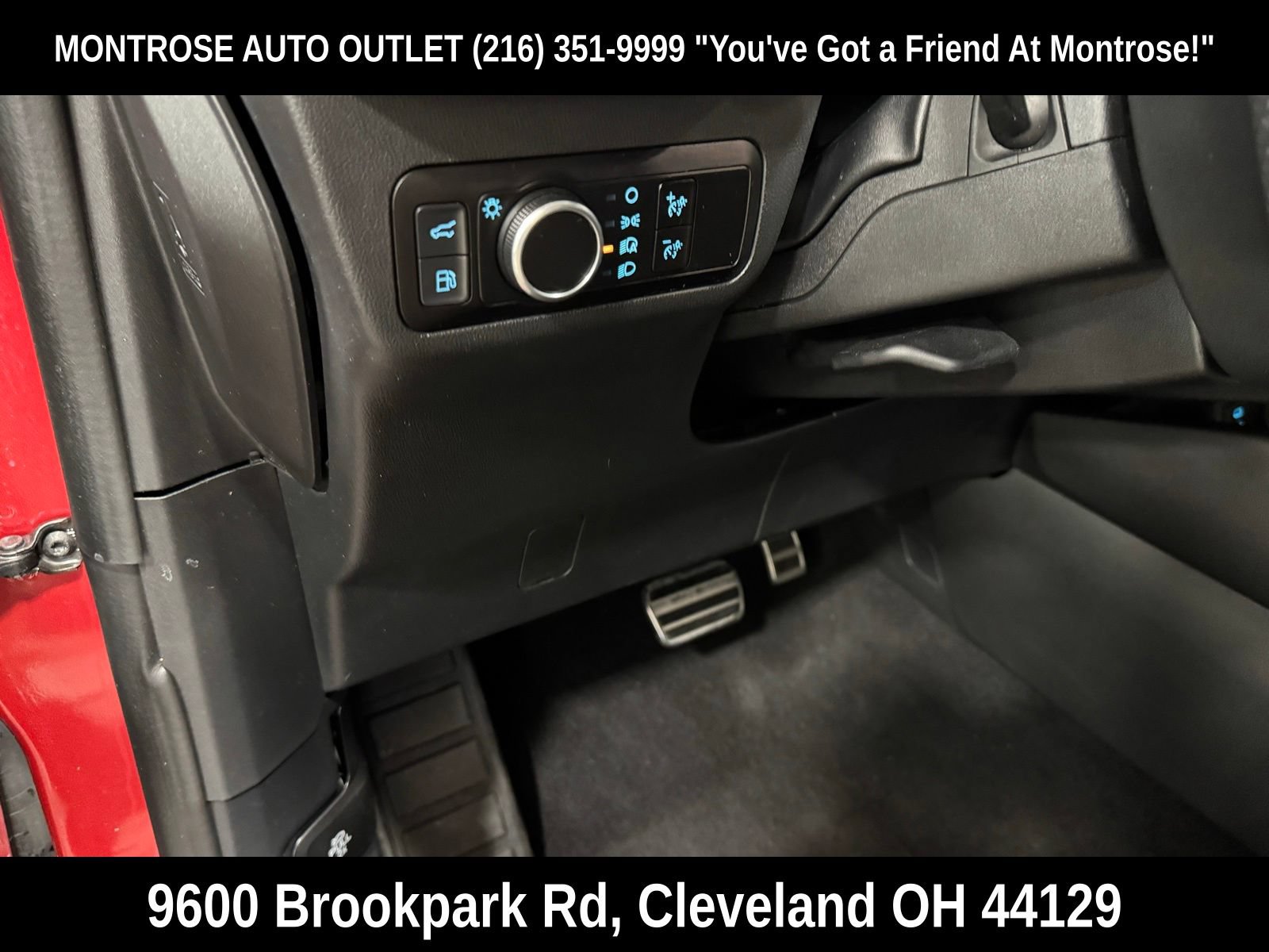Used 2023 Ford Escape ST-Line w/ Equipment Group 301A FWD image 17