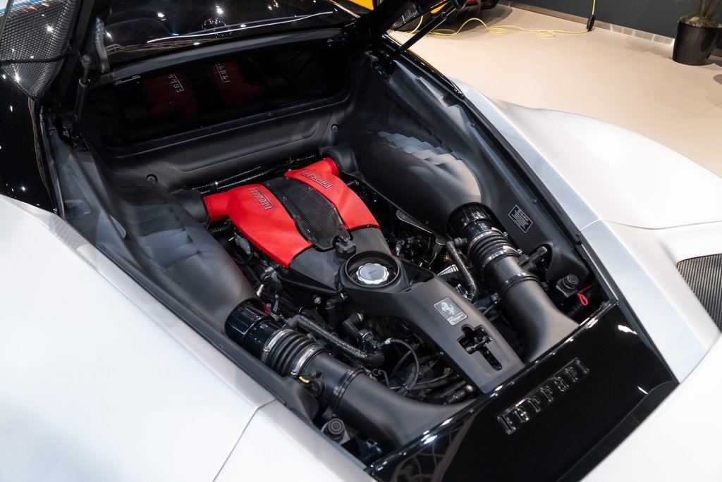 Certified 2022 Ferrari F8 Tributo image 17