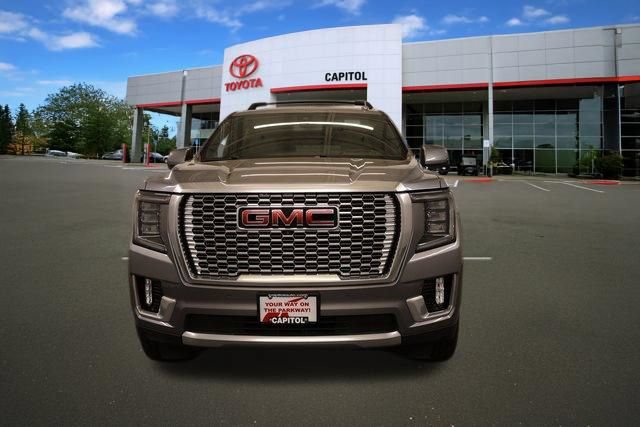 Used 2022 GMC Yukon XL Denali AWD/4WD image 7