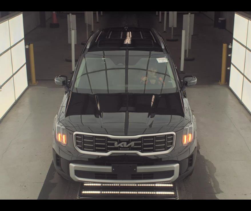 Used 2025 Kia Telluride S FWD image 8