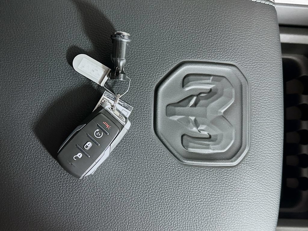 New 2026 RAM 3500 Big Horn w/ Laramie Trim Package AWD/4WD image 19