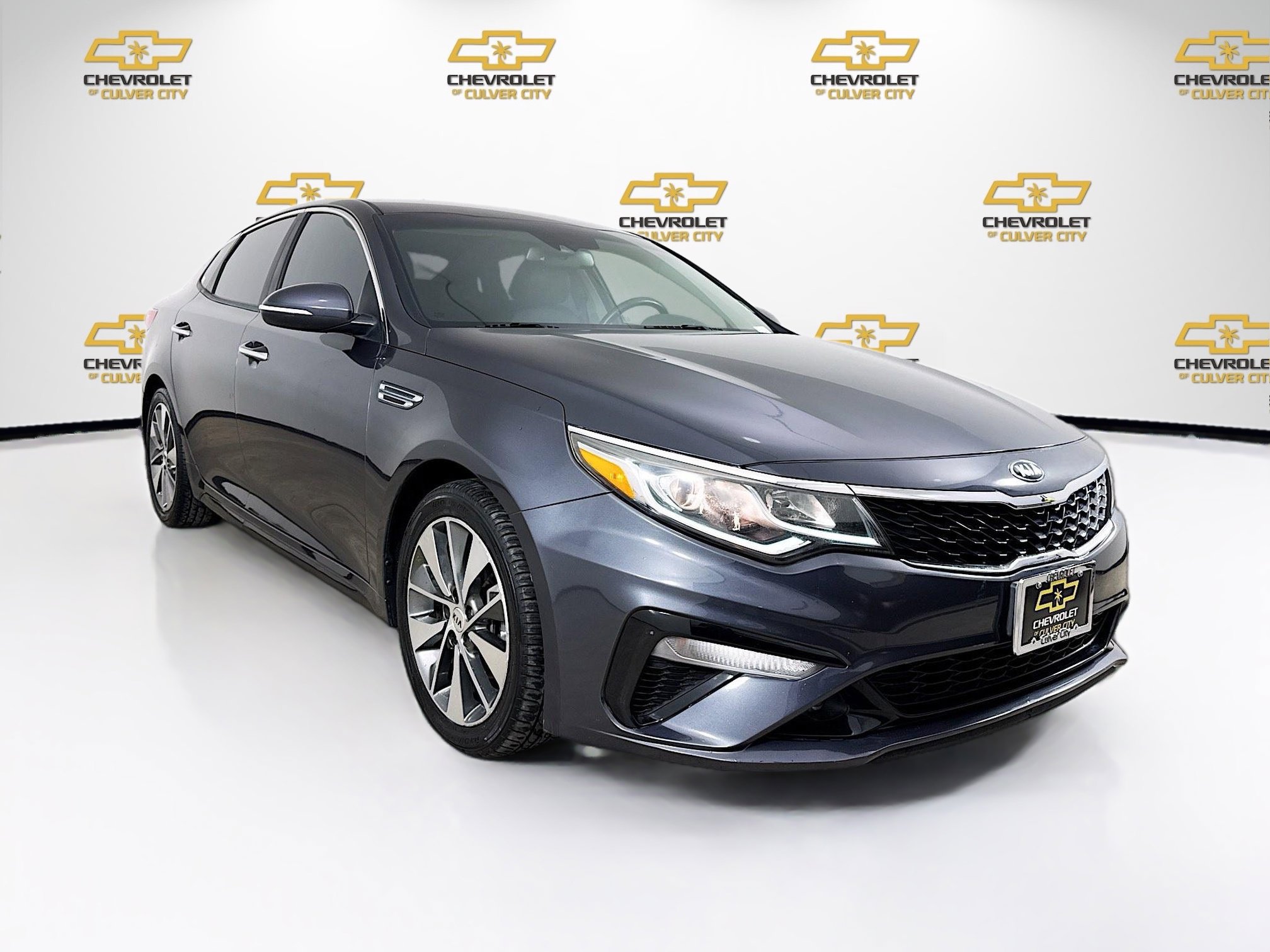 Used 2019 Kia Optima S image 1