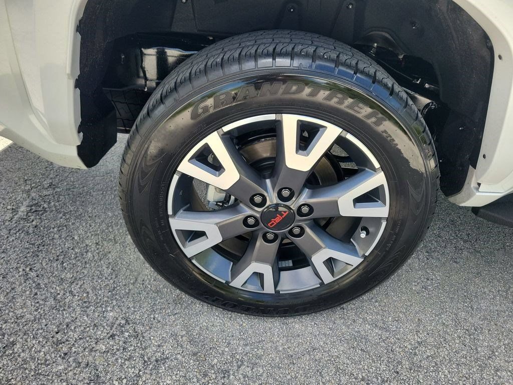 Certified 2025 Toyota 4Runner TRD Sport Premium RWD image 30