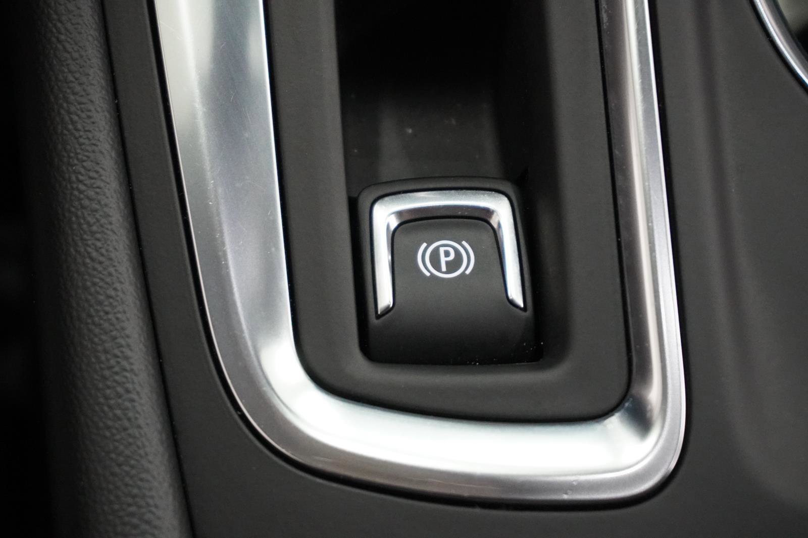 Used 2024 Chevrolet Equinox LS w/ Driver Confidence II Package image 26