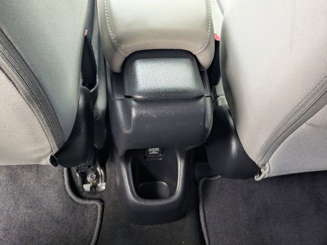 Used 2019 Honda HR-V LX image 16