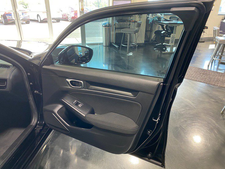 Used 2025 Honda Civic Sport image 21