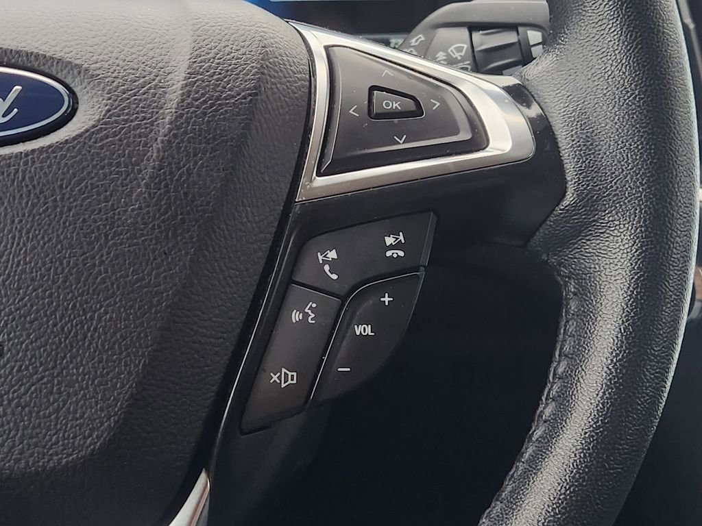 Used 2024 Ford Edge SEL image 29