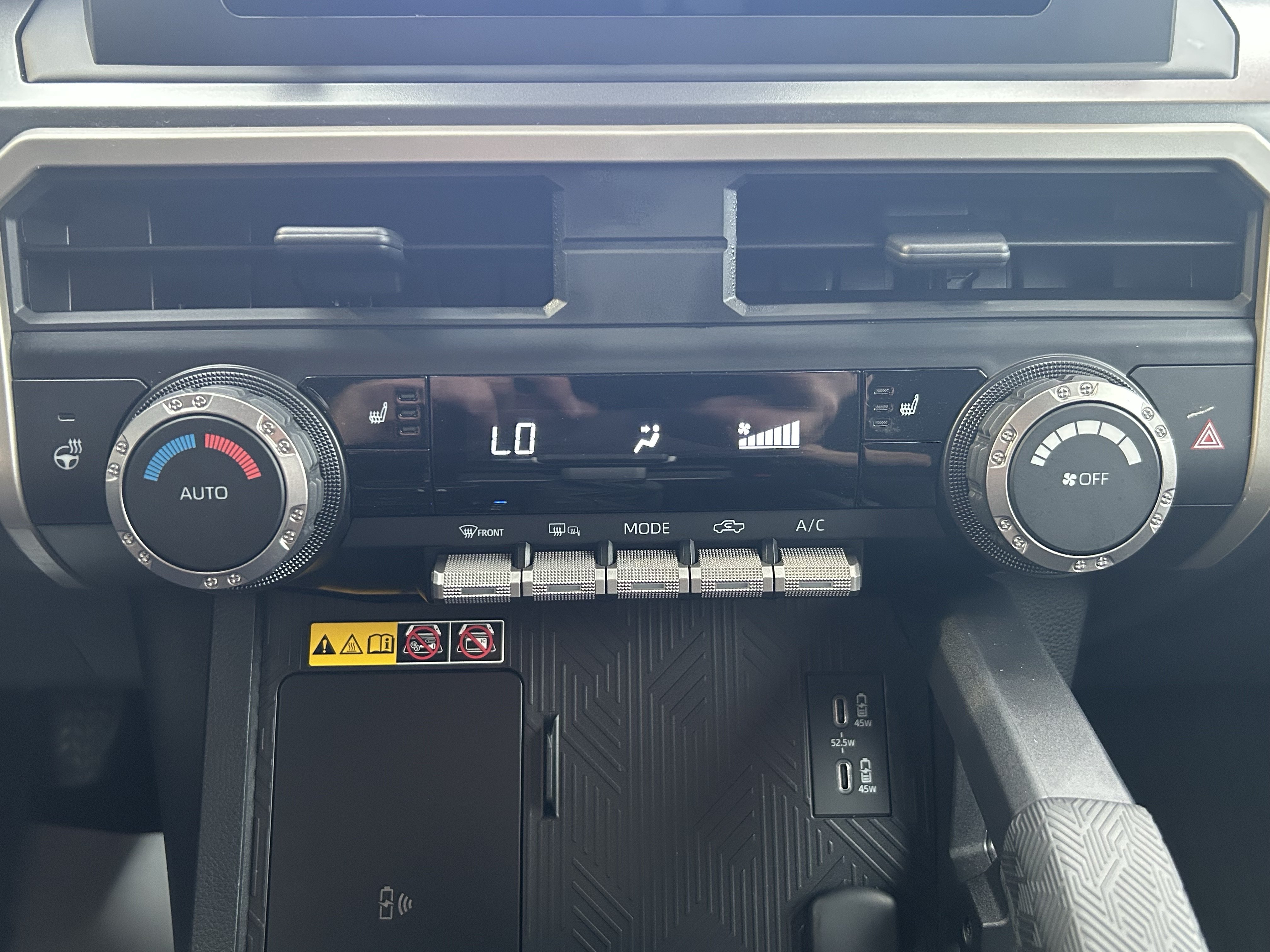Certified 2024 Toyota Tacoma SR5 AWD/4WD image 27