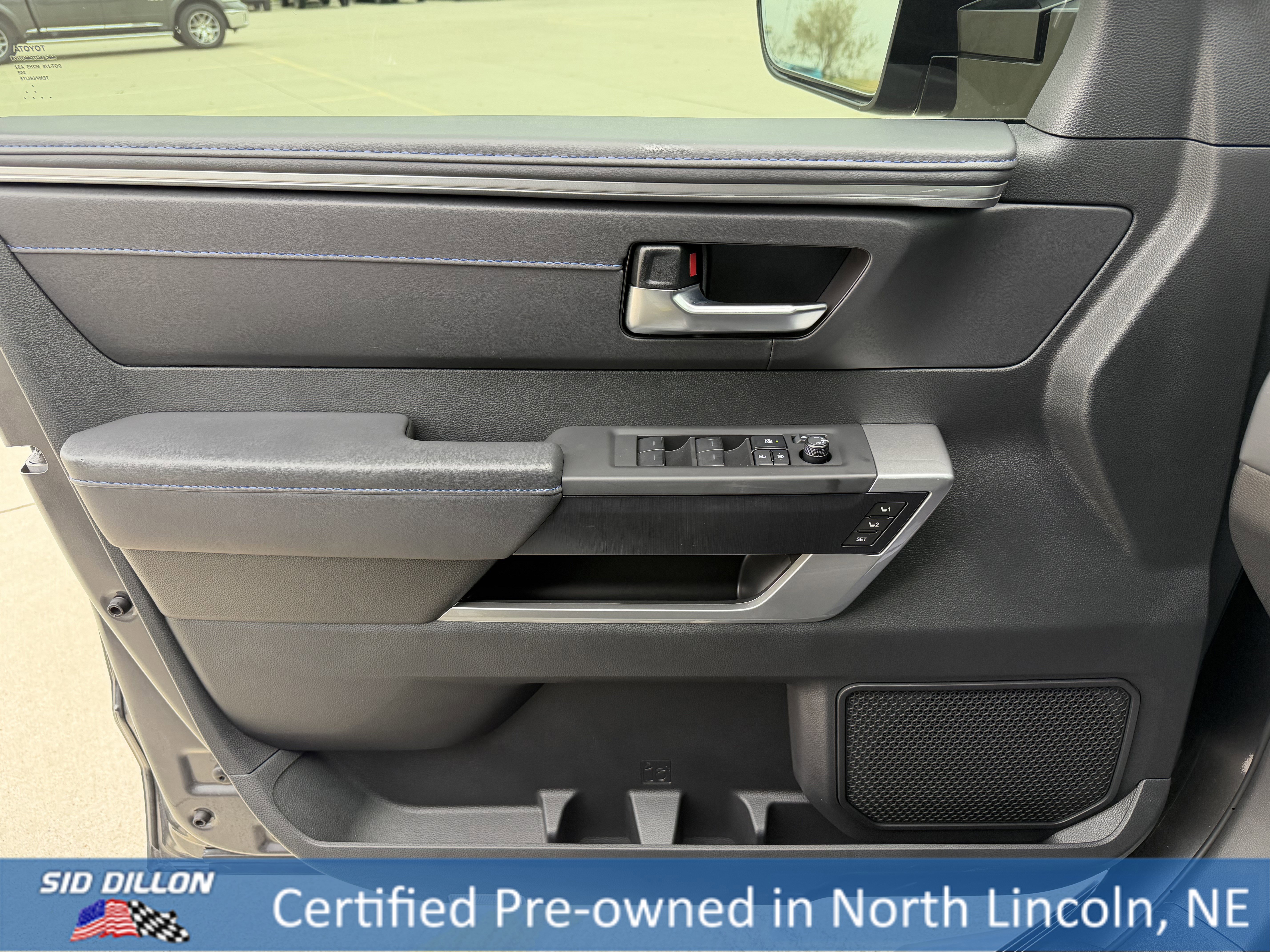 Used 2025 Toyota Tundra Limited image 20