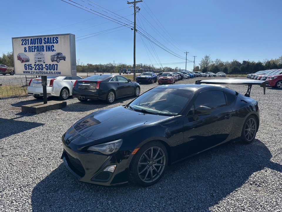 Used 2015 Scion FR-S image 1