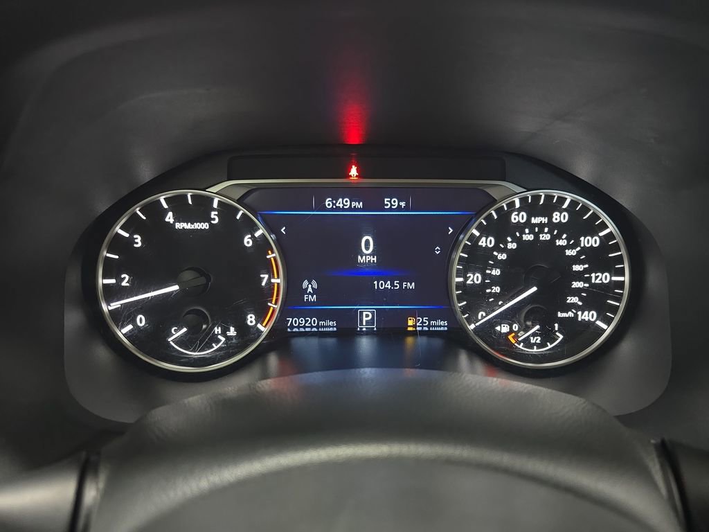 Used 2023 Nissan Altima 2.5 SR AWD/4WD image 18