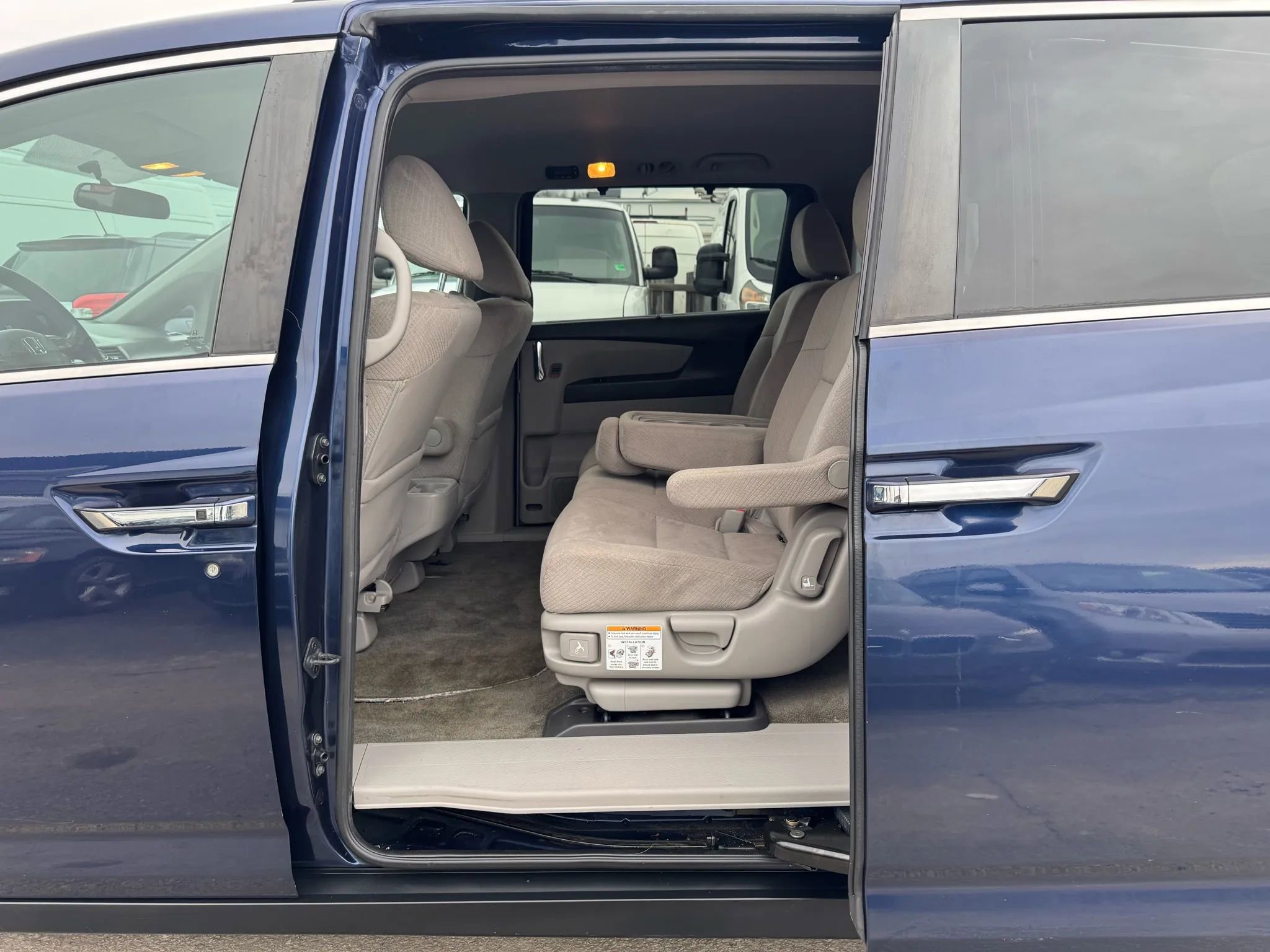 Used 2015 Honda Odyssey EX image 76