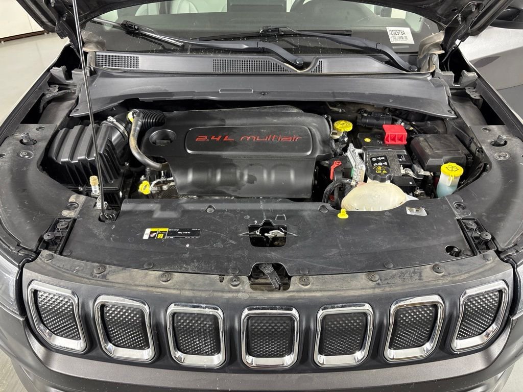Used 2022 Jeep Compass Latitude AWD/4WD image 43
