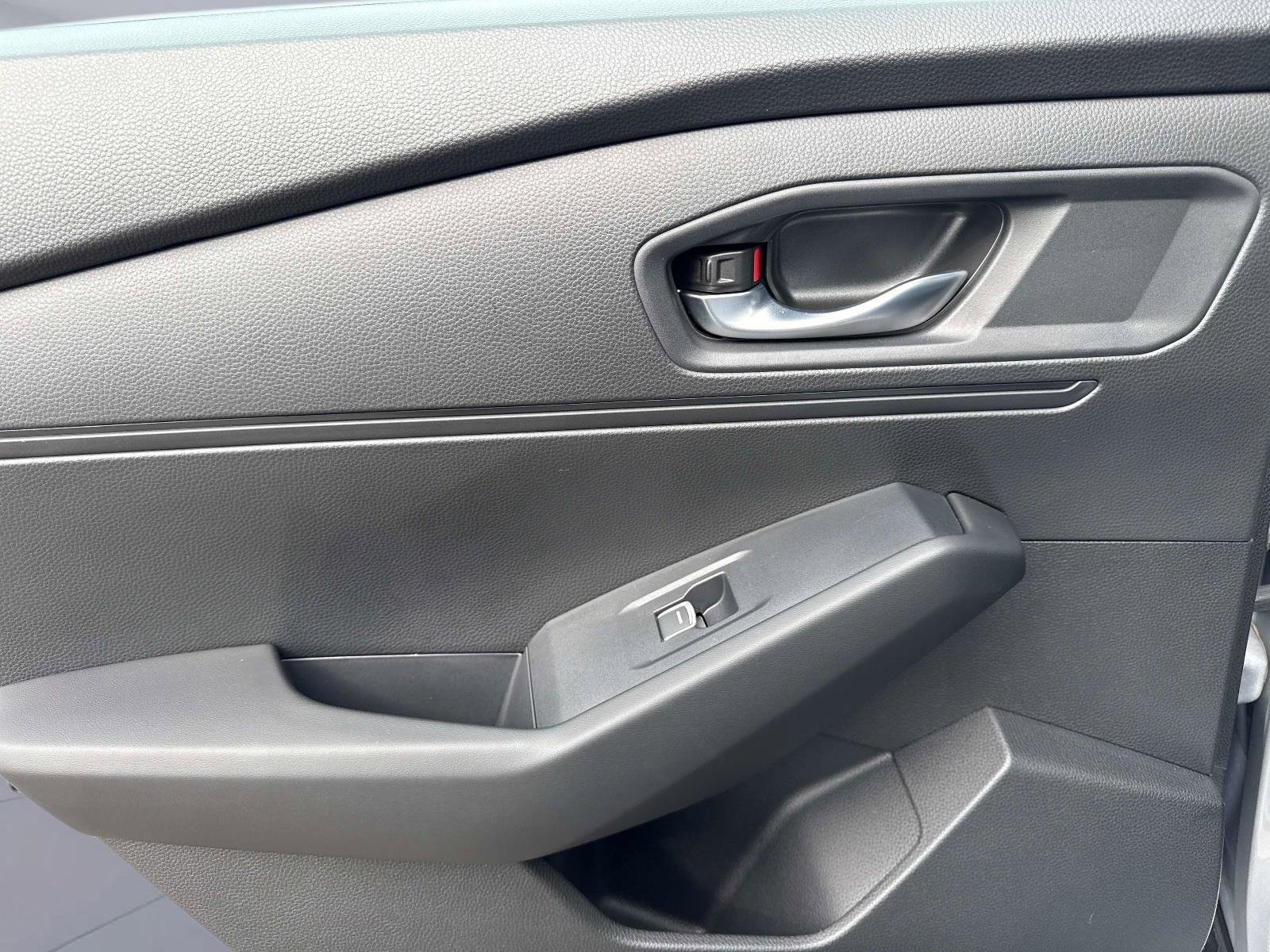 Certified 2023 Honda Accord EX image 12