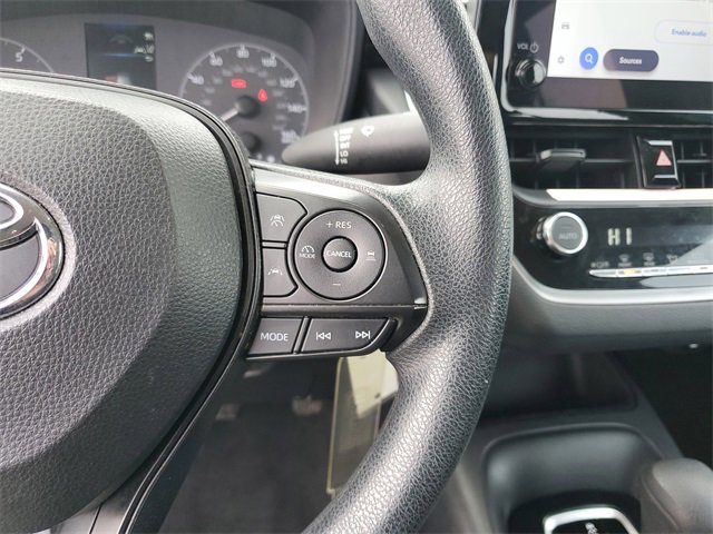 Used 2024 Toyota Corolla LE image 25