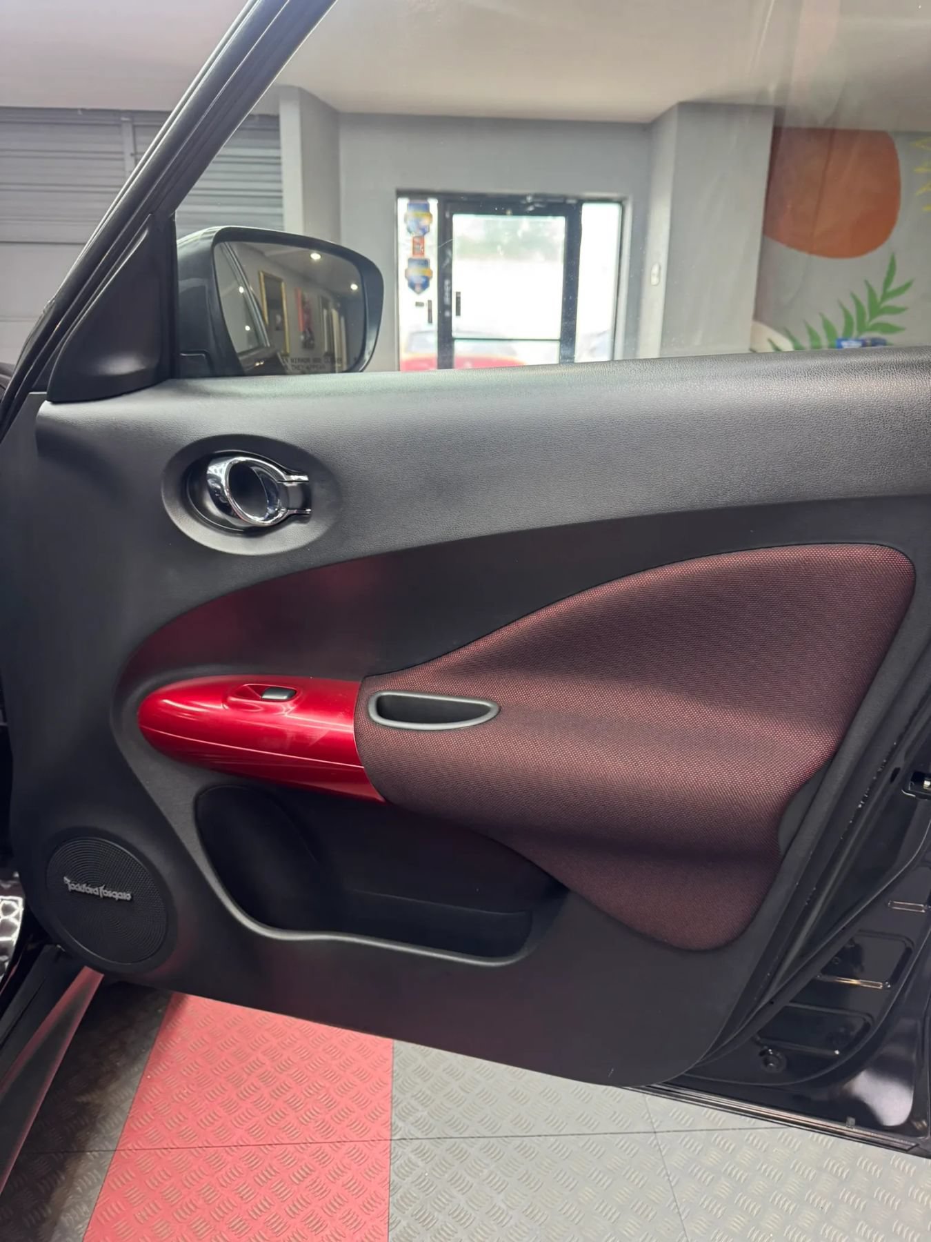 Used 2016 Nissan Juke SL AWD/4WD image 29