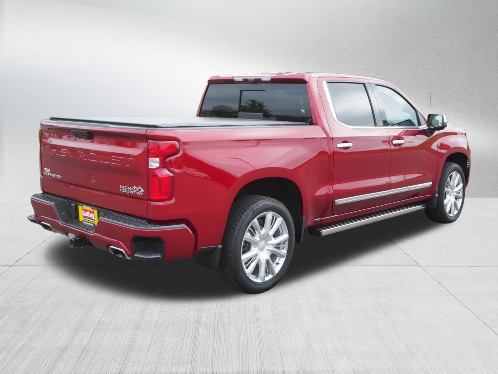 Certified 2025 Chevrolet Silverado 1500 High Country AWD/4WD image 7