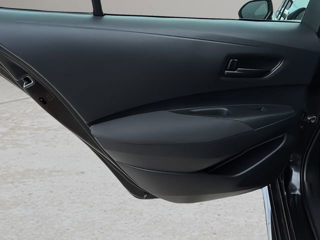 Used 2022 Toyota Corolla LE FWD image 13