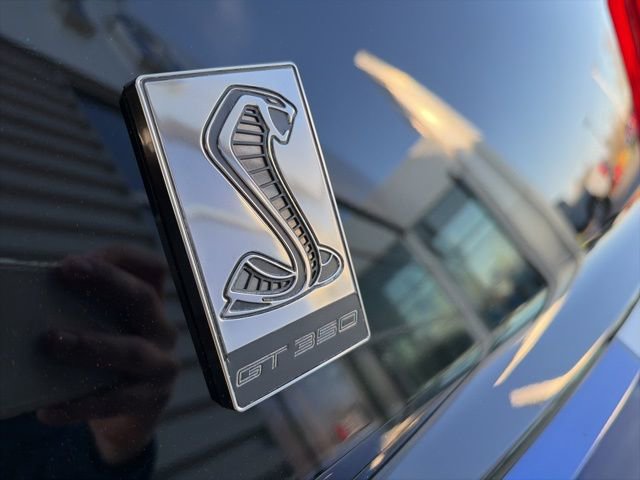 Used 2016 Ford Mustang Shelby GT350 w/ Technology Package RWD image 29