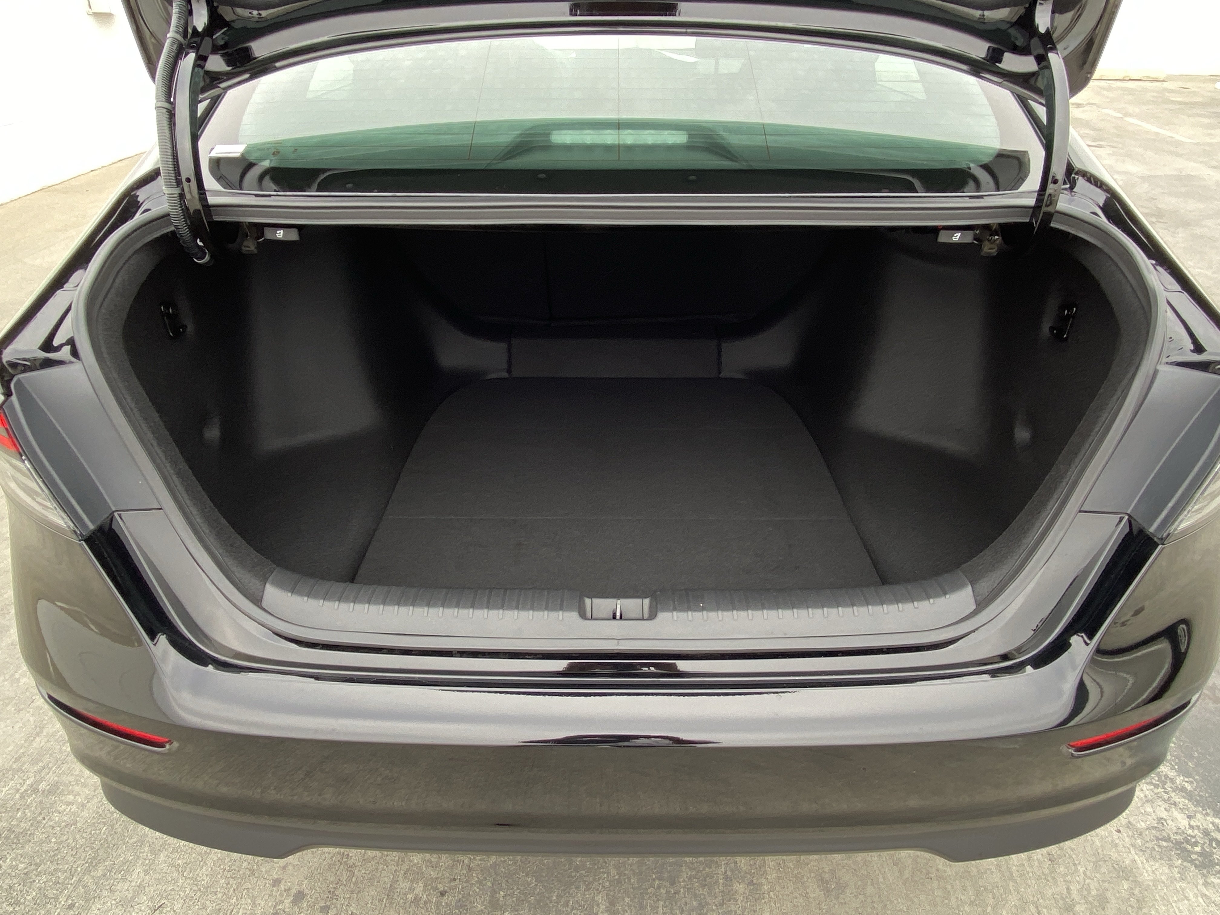 Certified 2025 Honda Accord Sport image 12