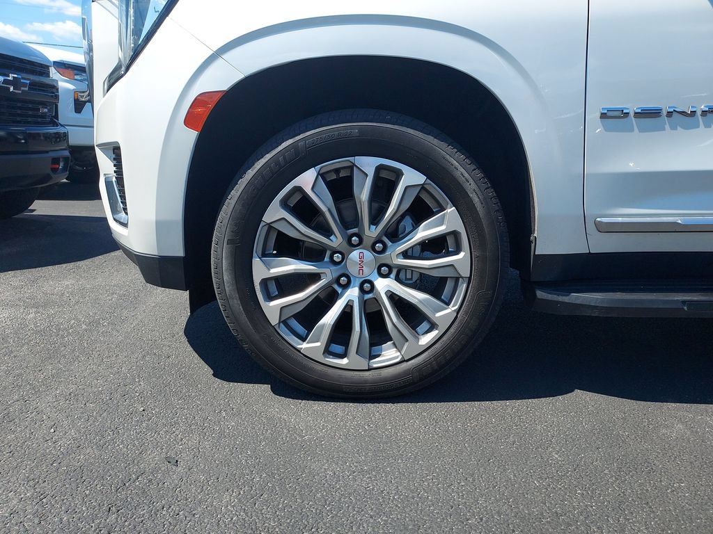 Used 2021 GMC Yukon XL Denali AWD/4WD image 10