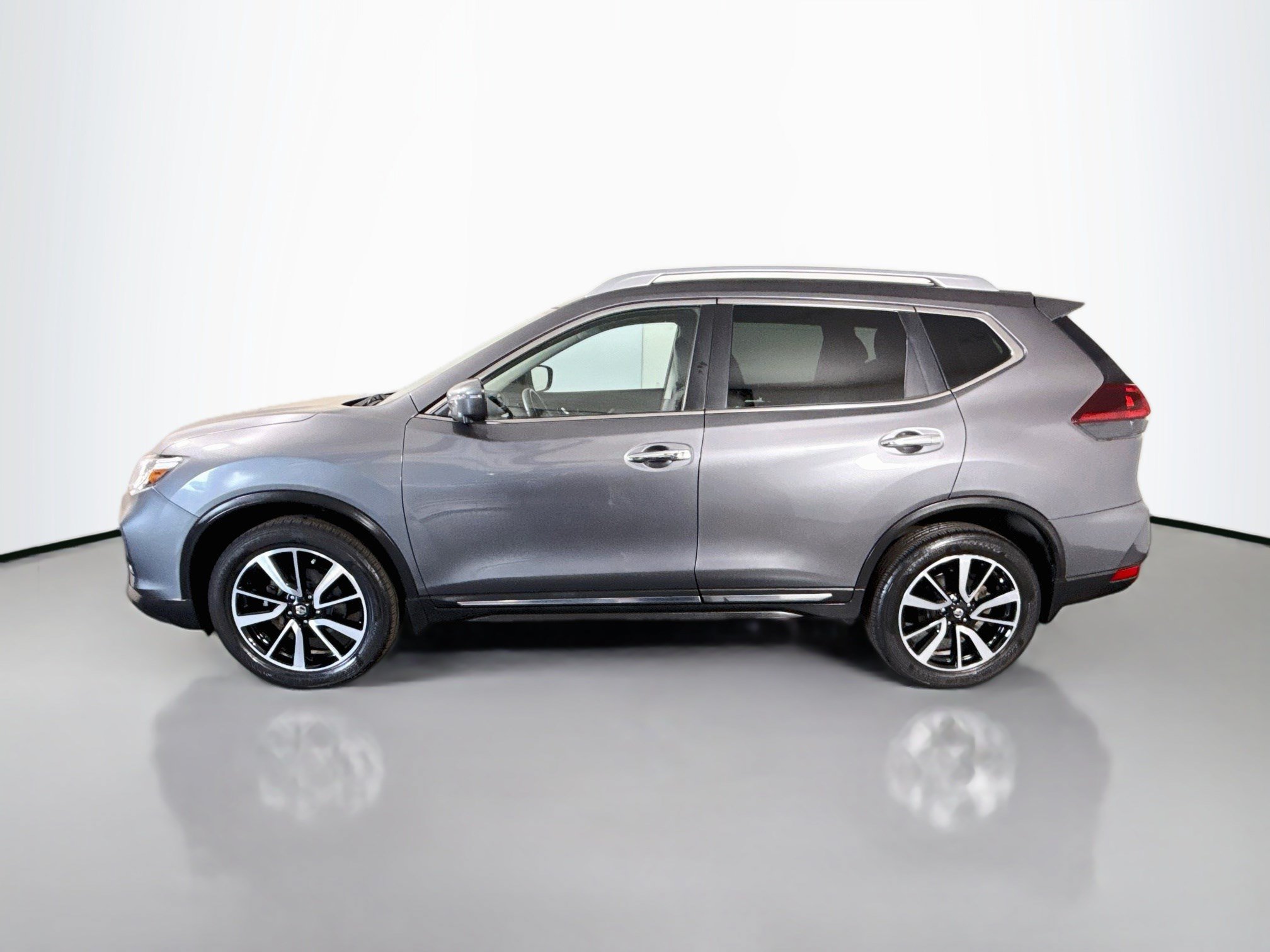 Used 2019 Nissan Rogue SL w/ Premium Package AWD/4WD image 6