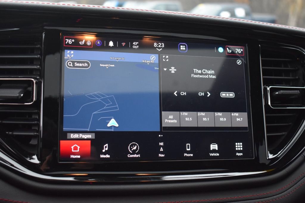 Used 2025 Dodge Durango GT image 38