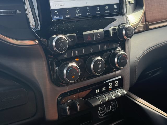 Used 2023 RAM 2500 Limited AWD/4WD image 26