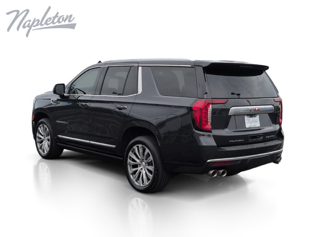 Used 2023 GMC Yukon Denali w/ Denali Reserve Package AWD/4WD image 3