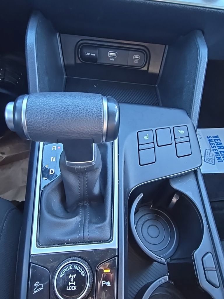 Used 2024 Kia Sportage LX image 16