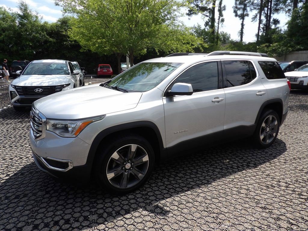 Used 2018 GMC Acadia SLT FWD image 3