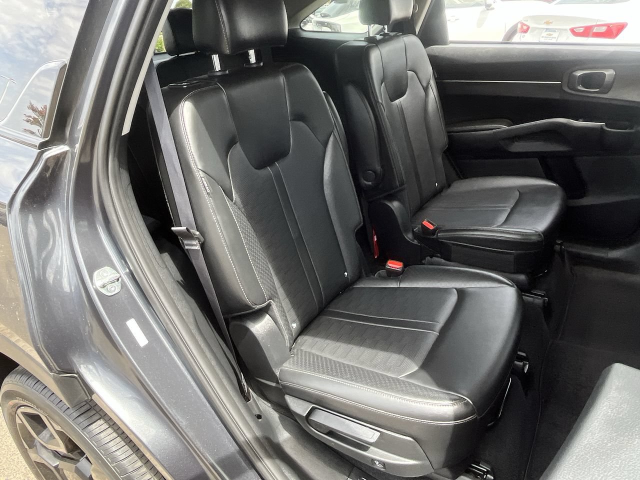 Used 2024 Kia Sorento X-Line EX AWD/4WD image 25