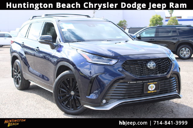 Used 2024 Toyota Highlander XSE FWD image 1