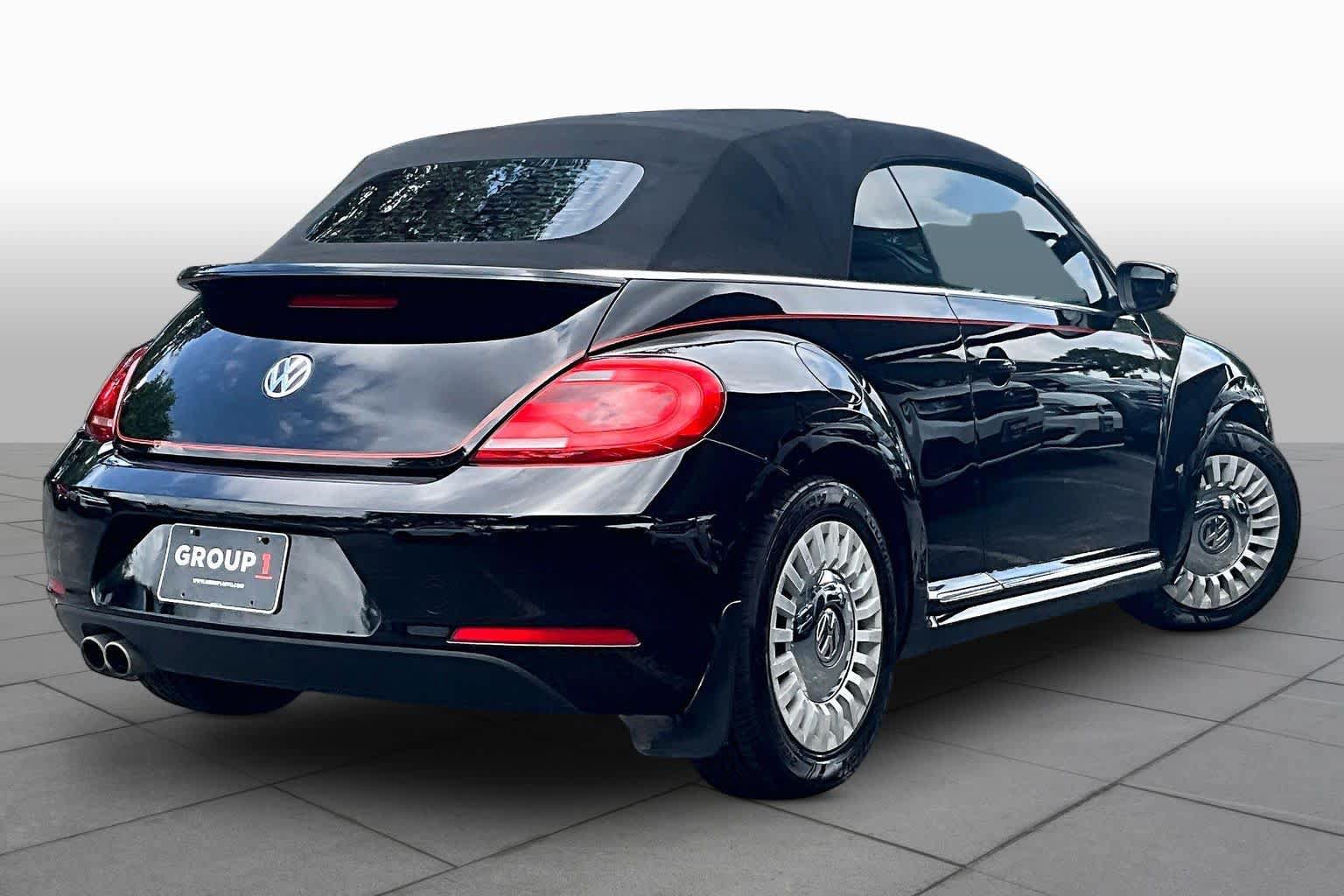 Used 2013 Volkswagen Beetle 2.5 FWD image 11