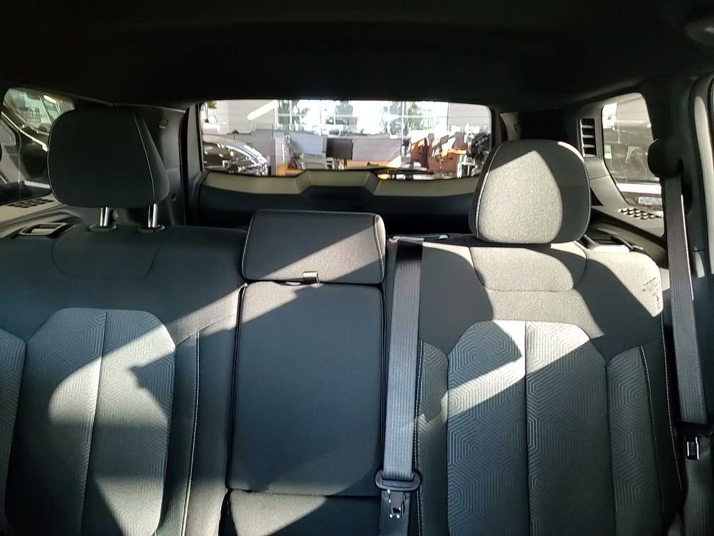 New 2026 Jeep Cherokee Laredo image 21