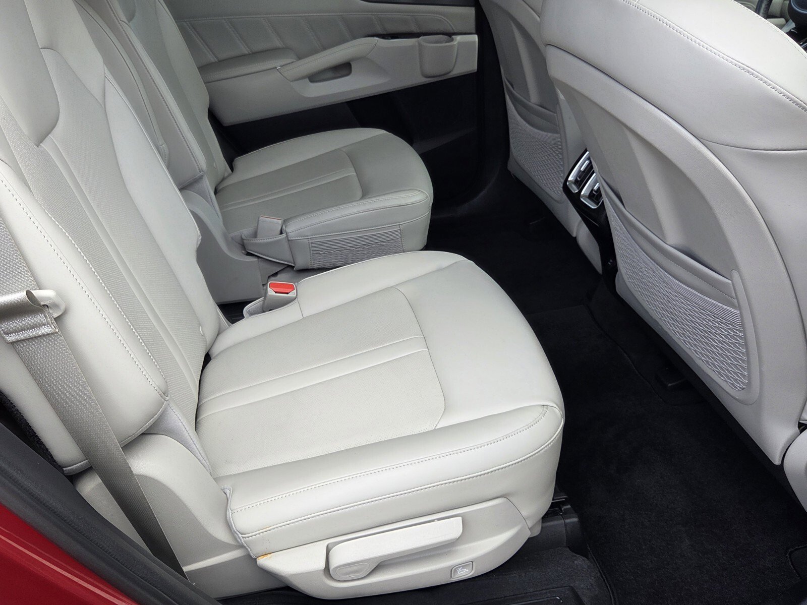 Used 2023 Kia Sorento SX image 11