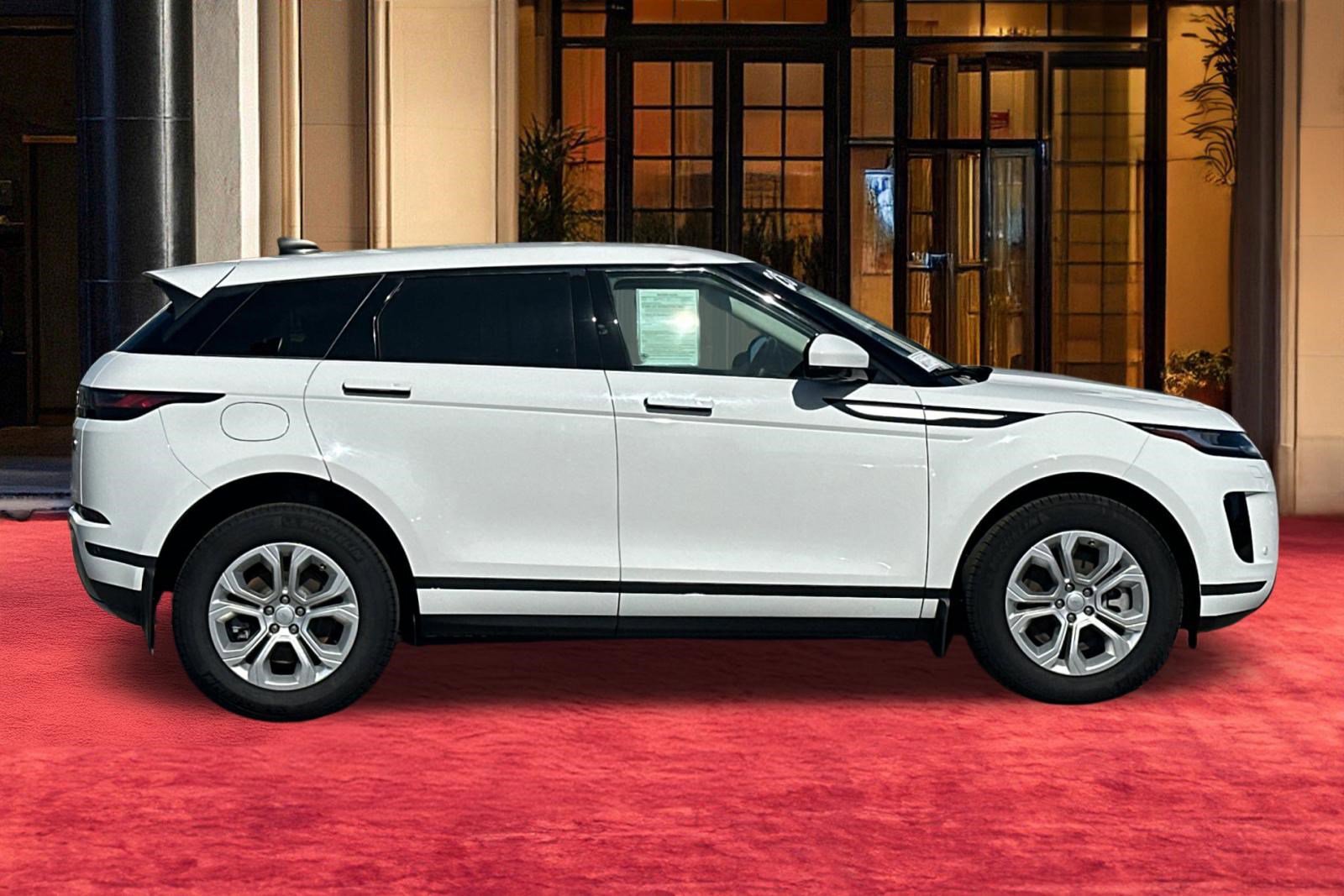 Used 2023 Land Rover Range Rover Evoque S image 9