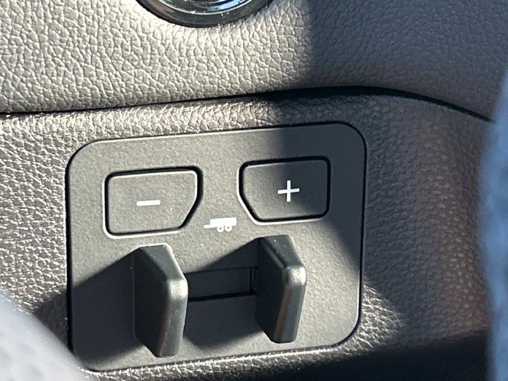 New 2026 Toyota Tundra Limited AWD/4WD image 40