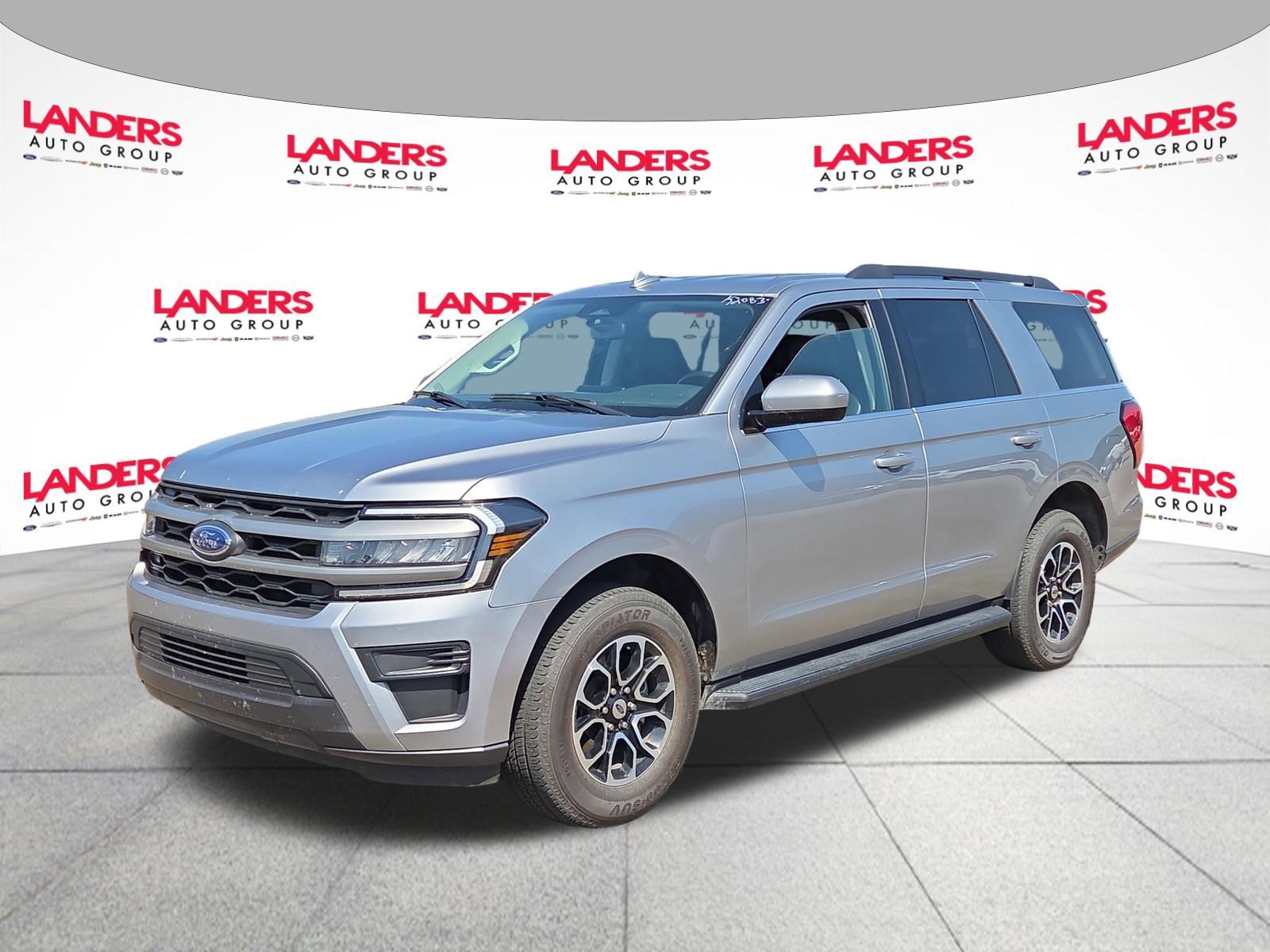 Used 2024 Ford Expedition XLT image 7