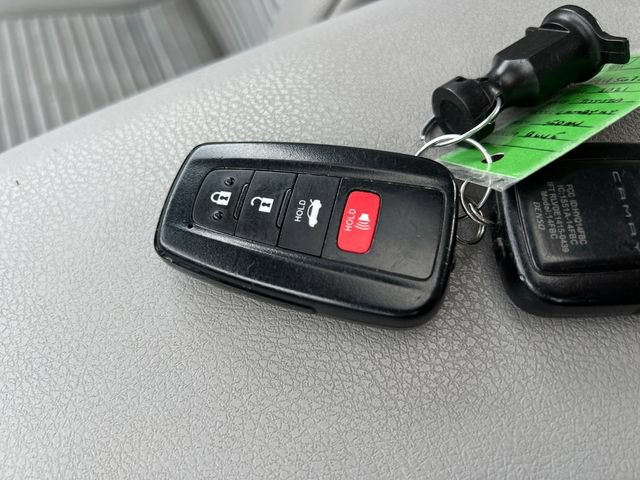 Used 2021 Toyota Camry SE w/ Audio Upgrade Package FWD image 29