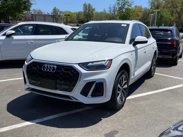 Used 2024 Audi Q5 2.0T Premium w/ Convenience Package AWD/4WD image 8