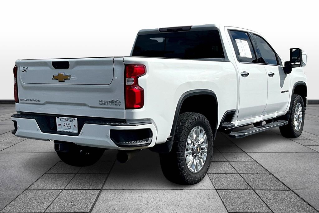 Used 2022 Chevrolet Silverado 2500 High Country image 13