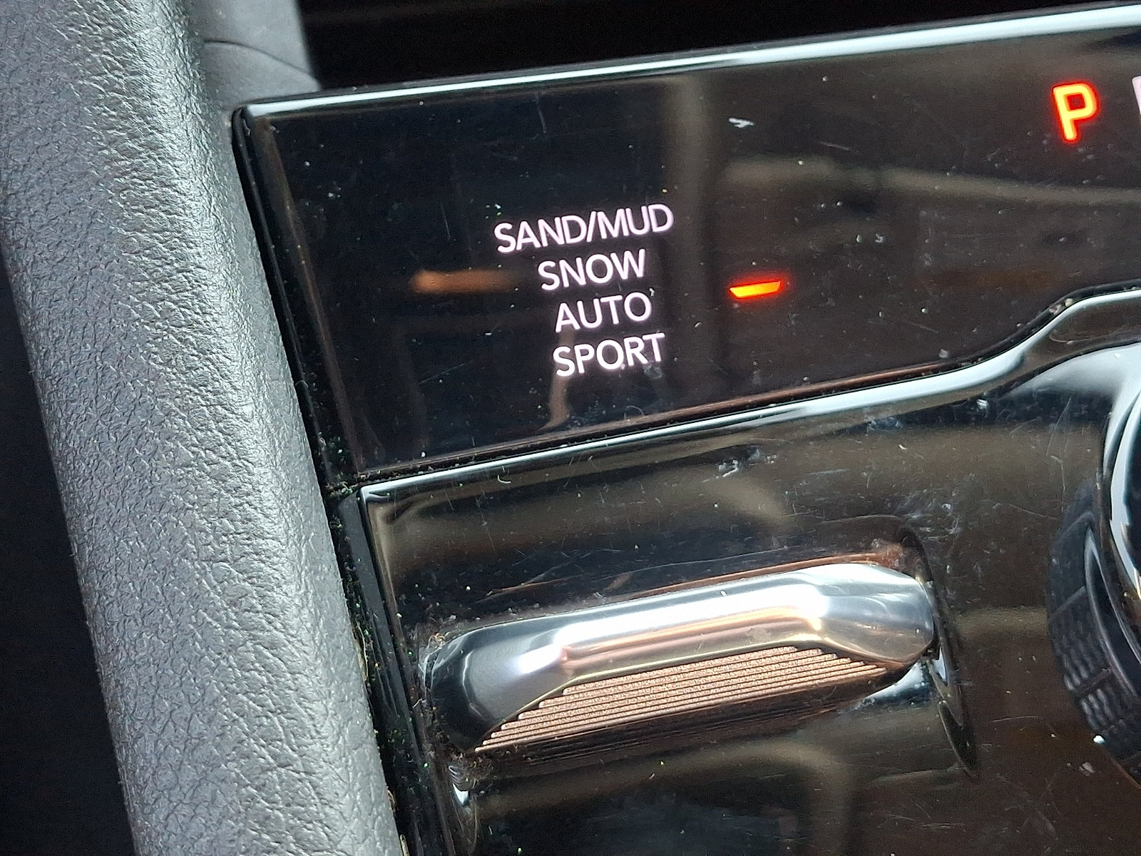 Used 2023 Jeep Grand Cherokee L Limited AWD/4WD image 26