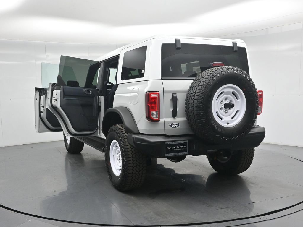 New 2026 Ford Bronco Heritage Edition AWD/4WD image 32