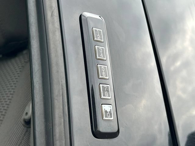 Used 2019 Ford F150 XLT w/ Equipment Group 302A Luxury AWD/4WD image 18