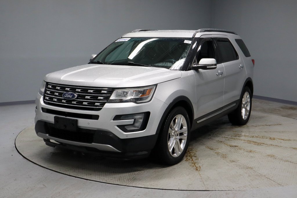 Used 2016 Ford Explorer Limited image 9