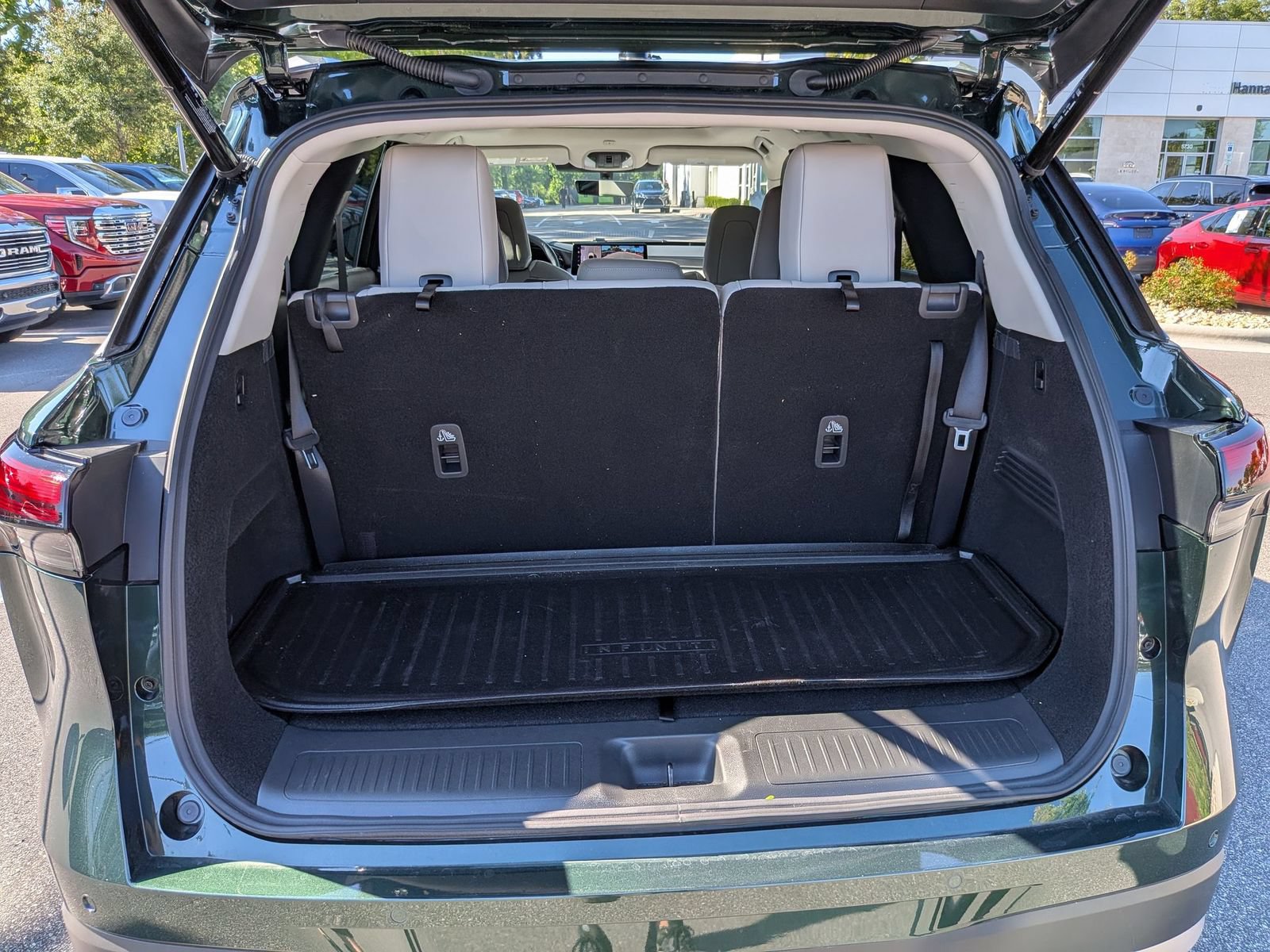 Used 2026 INFINITI QX60 Luxe w/ Cargo Package AWD/4WD image 34