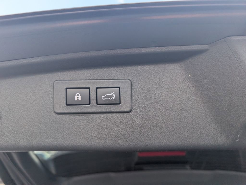 Used 2025 Subaru Outback Limited XT w/ Popular Package #2 image 10