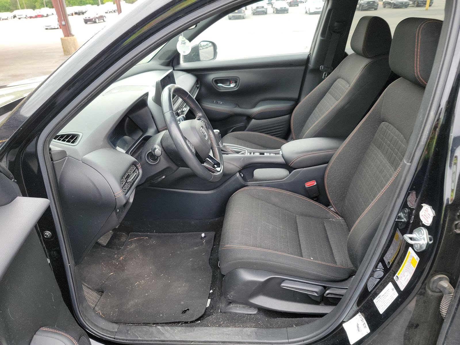 Used 2018 Toyota Corolla LE FWD image 10