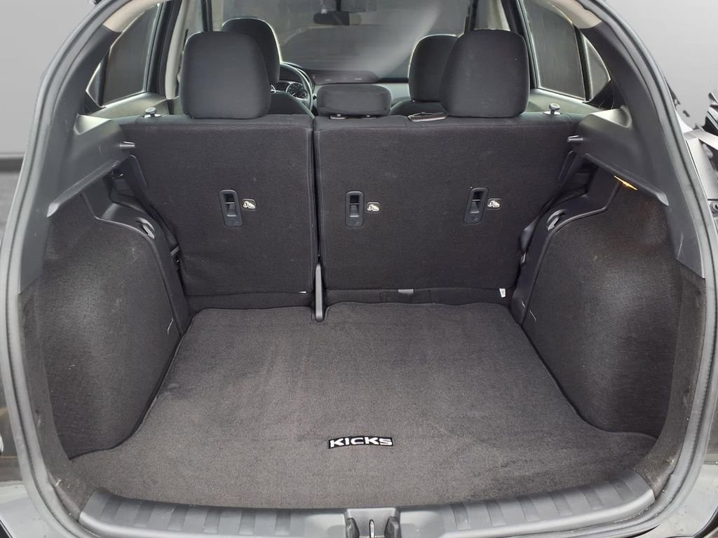 Certified 2025 Nissan Kicks Play S image 25